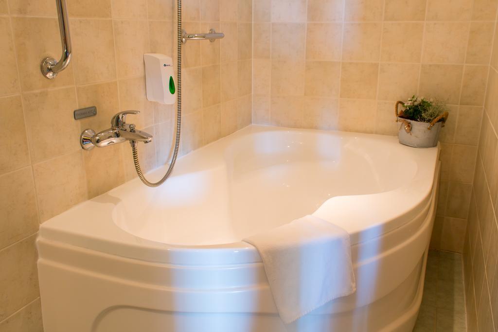 Karos Gold 813 Wellness Apartman Zalakaros Exterior photo